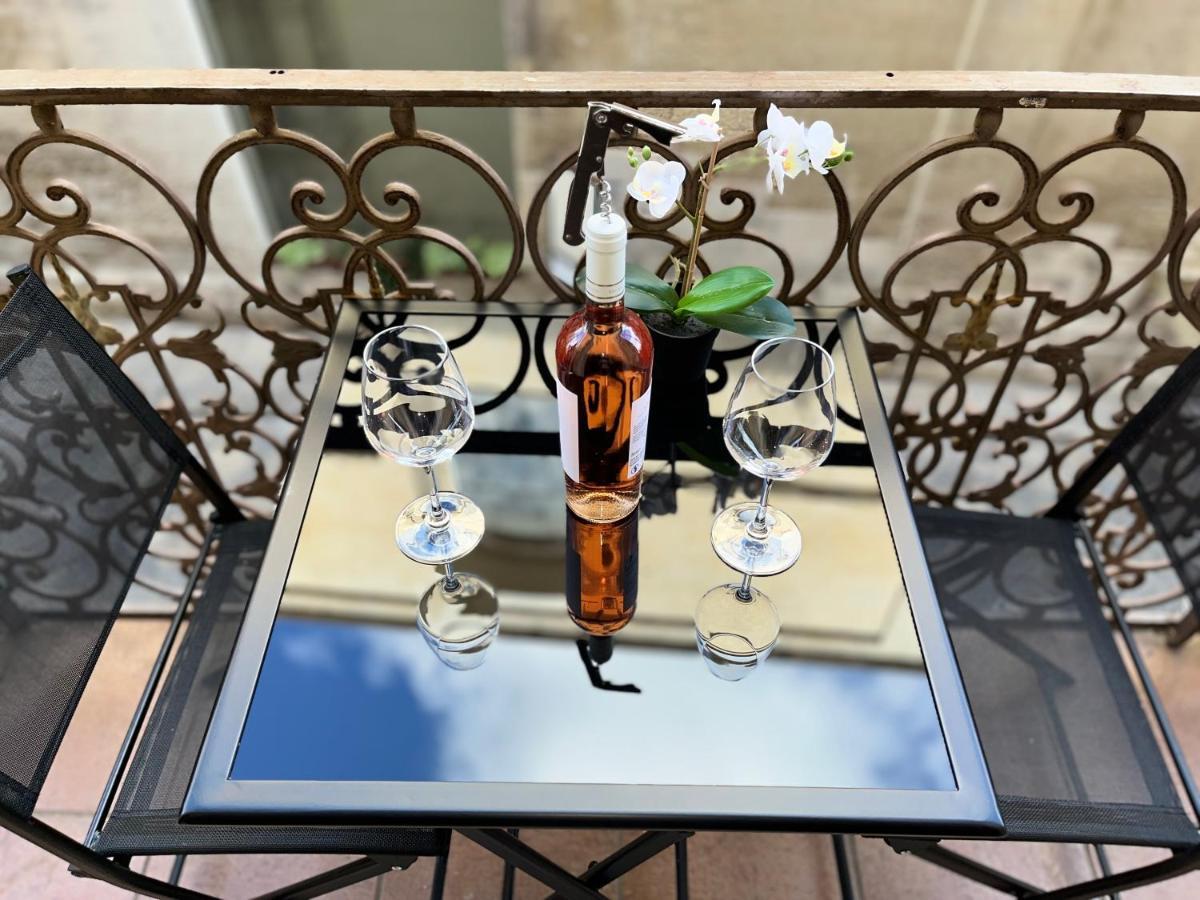 Wineexperience- Wine&Jacuzzi Suite ليتشي المظهر الخارجي الصورة